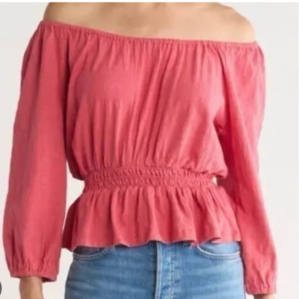 Marine Layer puffed sleeve tops. M